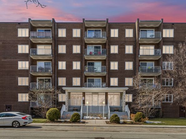 Des Plaines Il Luxury Homes For Sale 180 Homes Zillow