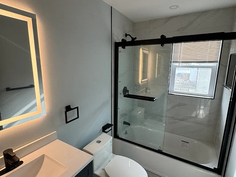 18 Montclair Ave #3 — Photo 2