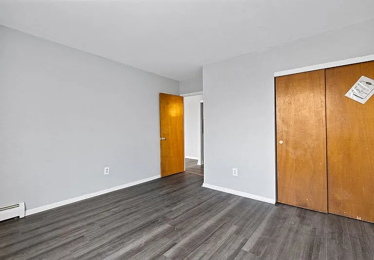 Mount West Apartments — Photo 5