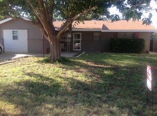 2406 Cheyenne Dr, Big Spring, TX 79720