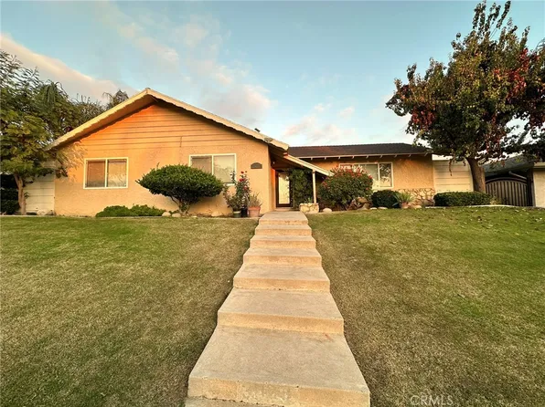 3623 Redlands Dr, Bakersfield, CA 93306