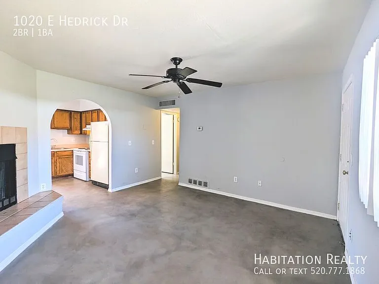 1020 E Hedrick Dr — Photo 7