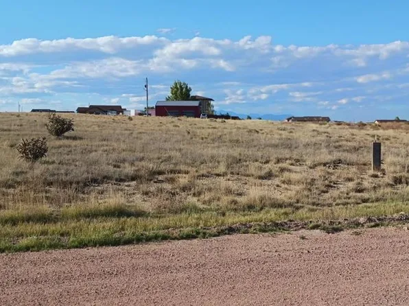1063 N Lost Hills Ln, Pueblo West, CO 81007