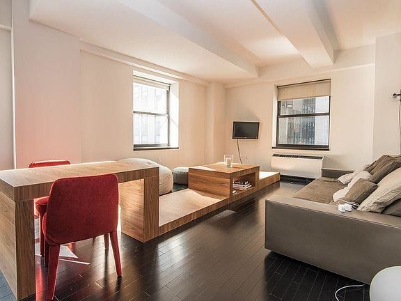 4th image of 20 Pine St APT 1108