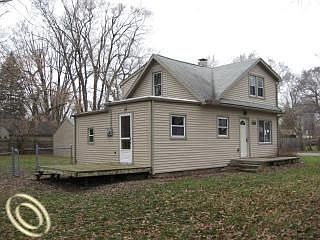 20399 Beatrice St Livonia MI 48152 Zillow