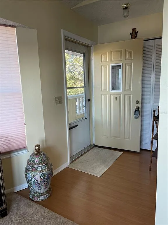 2 bed, 2.5 bath, 1680 sqft, $2,500 — Photo 2