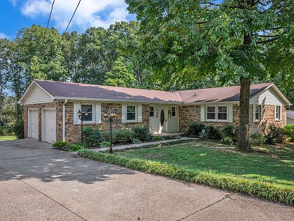 2nd image of 126 Robin Hood Rd