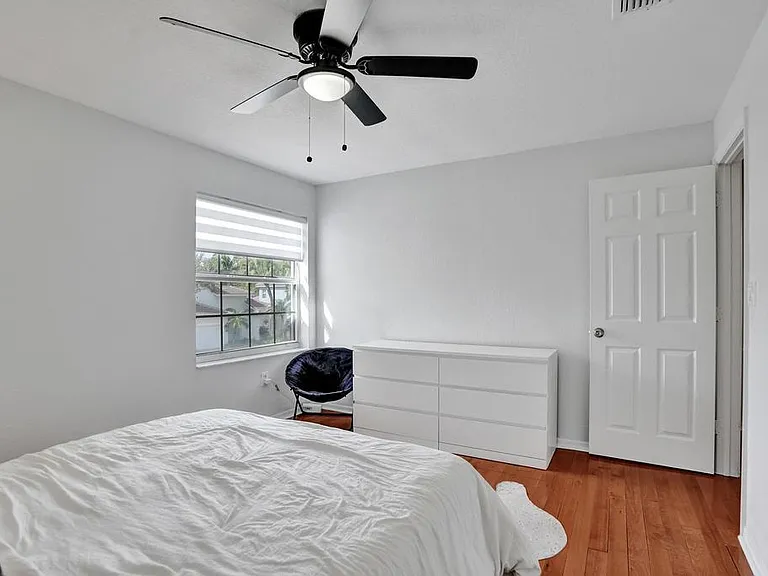 16405 Diamond Head Dr — Photo 40