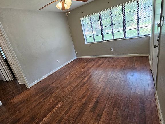3rd image of 1525 Rankin Ave