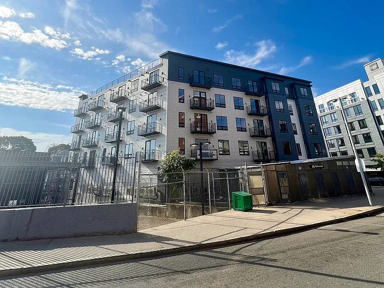 The Frances at Ashmont Flats — Photo 6