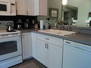 3rd image of 5431 Parkside Villas Dr