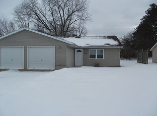 2115 Mittelstadt Ln #M, Eau Claire, WI 54703
