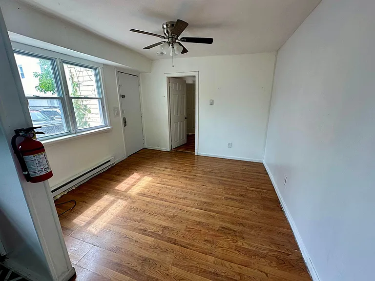 2521 Centennial Ave — Photo 5