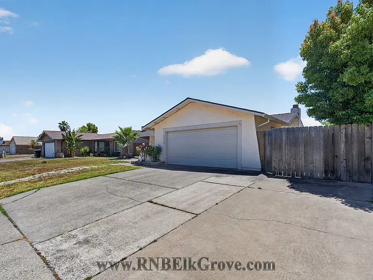 6844 Sandrock Way — Photo 4