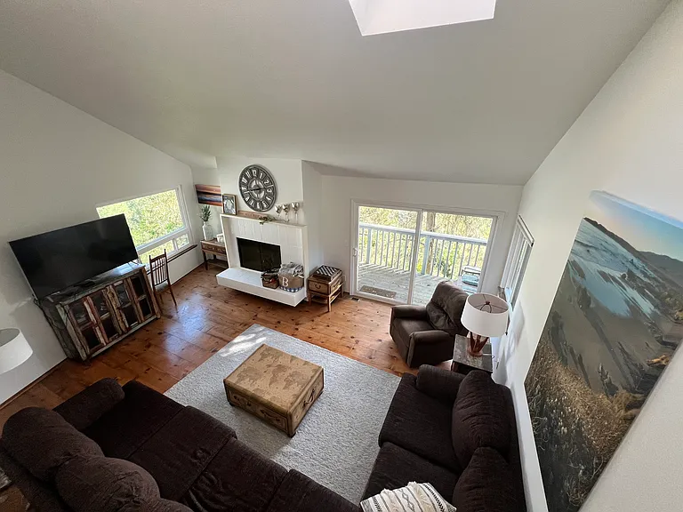 5302 Plymouth St — Photo 1