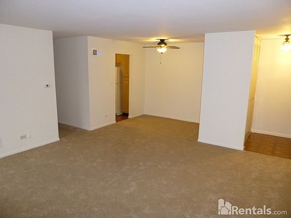 3rd image of 7461 Blackburn Ave APT 106