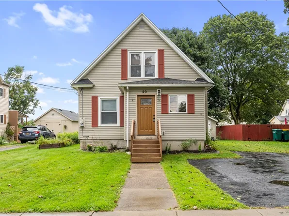 20 Benedict St, Silver Springs, NY 14550