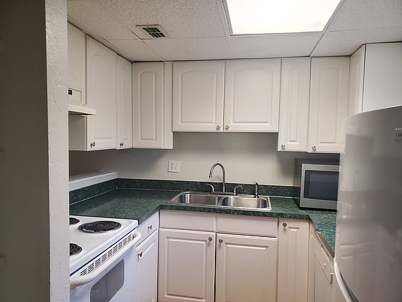2nd image of 1836 N Crystal Lake Dr N APT 30