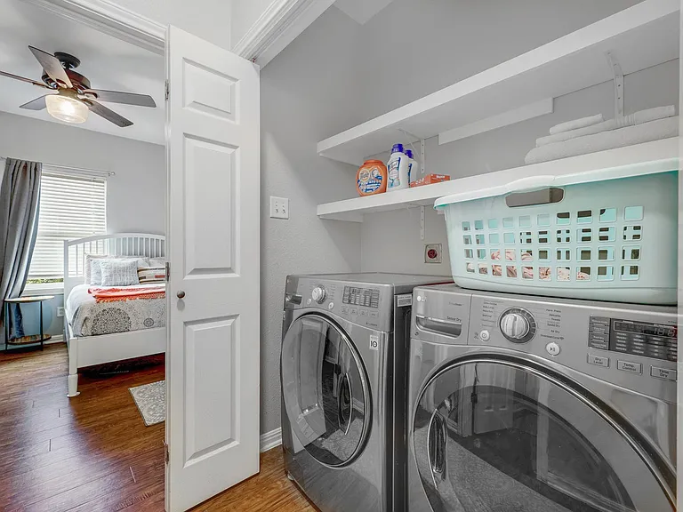 411 W Saint Elmo Rd #37 — Photo 23