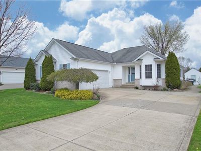 15412 Royal Oak Dr, Middlefield, OH, 44062