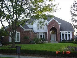 1232 Eagle View Ct photo 1