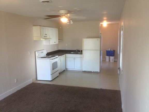 2nd image of 2809 Barry St