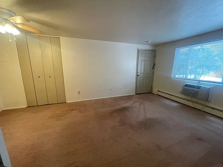 Concord House Apartments — Photo 47
