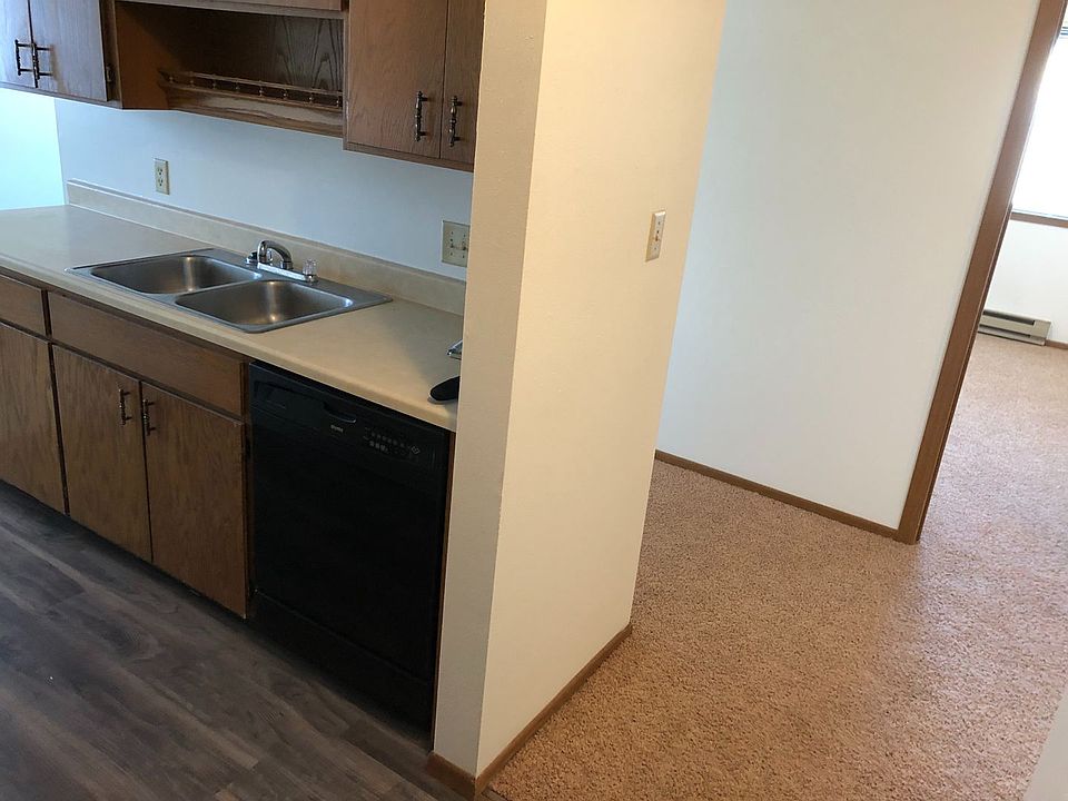 Columbine 1975 1975 S 29th St Grand Forks ND Zillow
