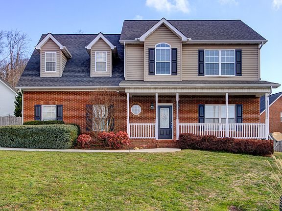 3rd image of 6300 Stillglen Ln
