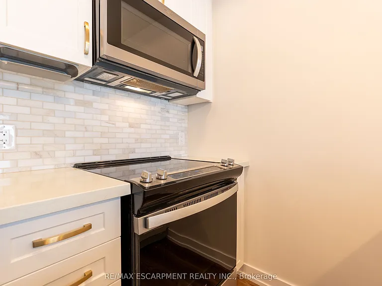450 Dundas St E #801 — Photo 12