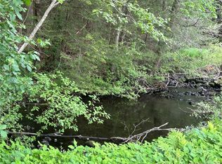 321 Colebrook Rd, Winsted, CT 06098