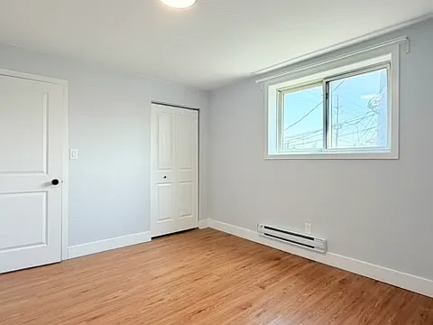 1989 Wyandotte St W #201 — Photo 6