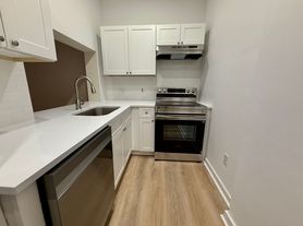 452 Park Dr, Boston, MA
