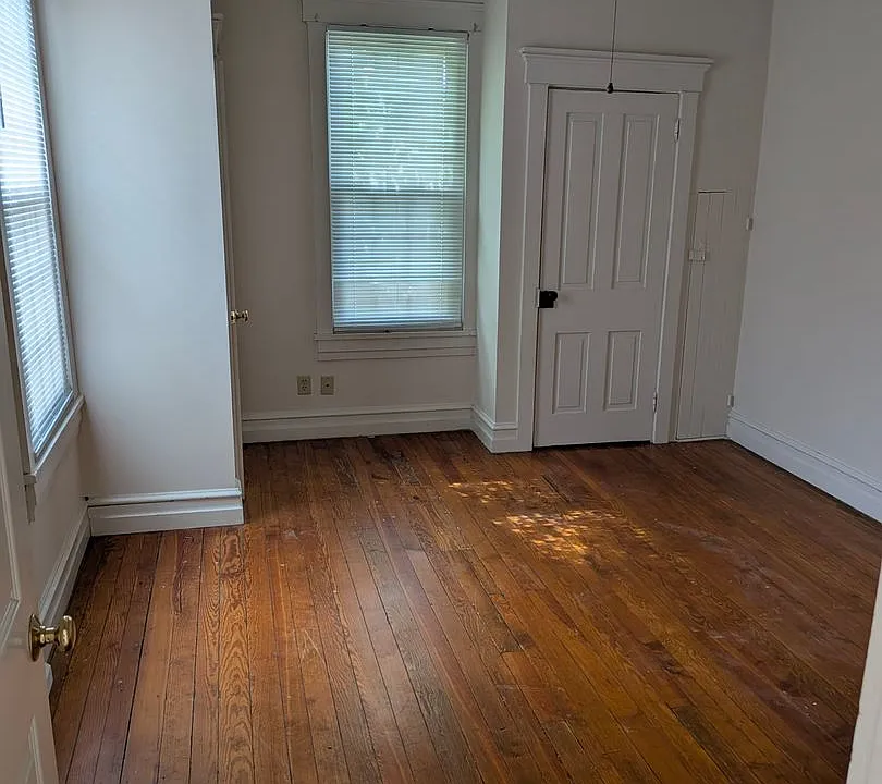 251 Main St