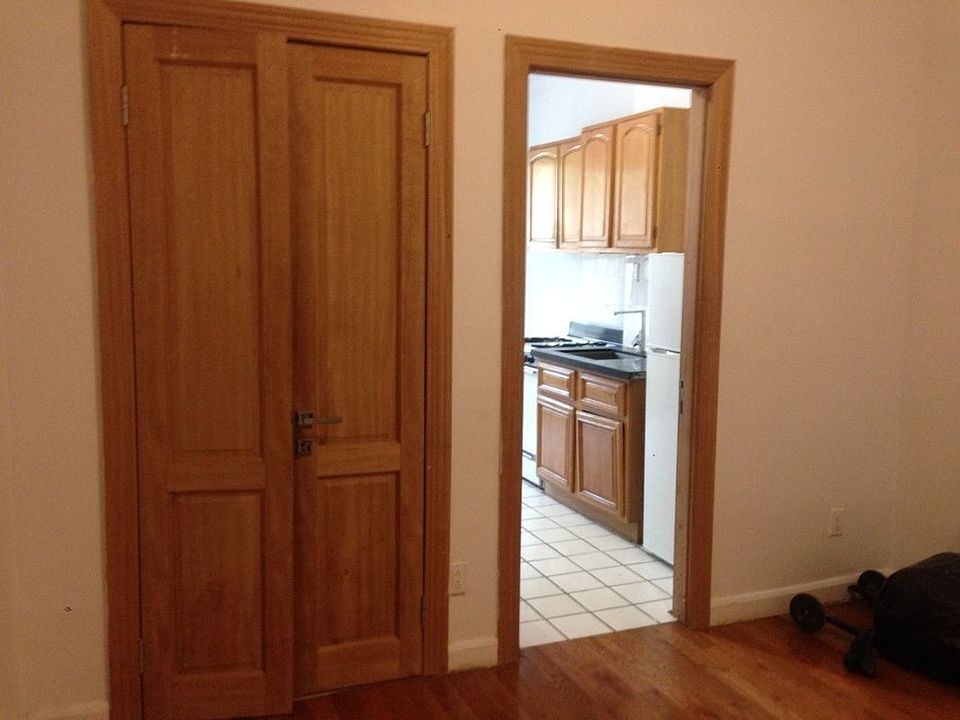 2nd image of 1344 Bergen St