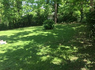 616 N Laclede Station Rd, Saint Louis, MO 63119