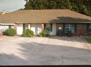 1711 S Tallowood Dr, Lake Charles, LA 70605