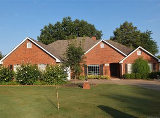 2507 Bacon Ct, Muskogee, OK 74403