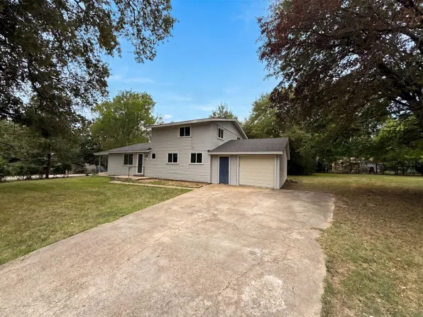 123 Merry Way, Gun Barrel City, TX 75156