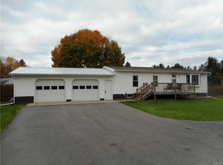 717 Oneida St, Chittenango, NY 13037