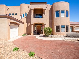 8308 Visalia Way NE, Albuquerque, NM 87122