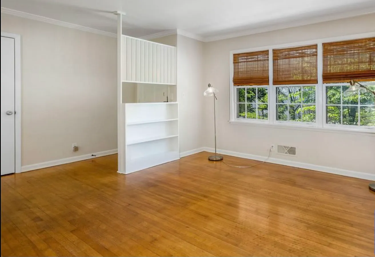 2 bed, 1029 sqft, $1,950 — Photo 1