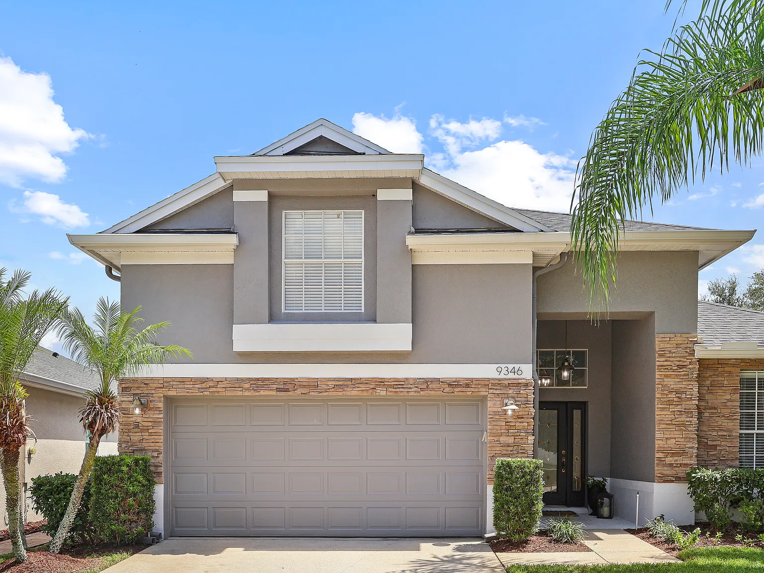 4 bed, 2297 sqft, $3,400 — Photo 1