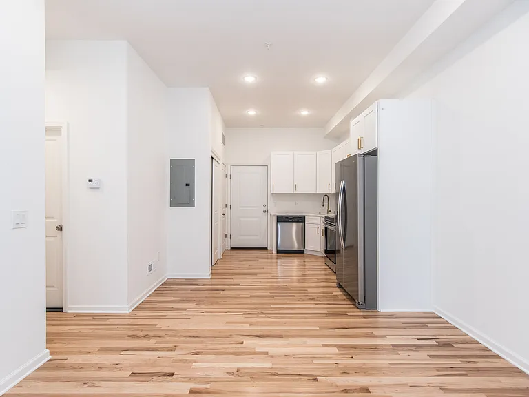 315 N Preston St #101 — Photo 5