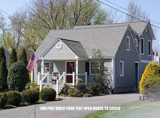 2950 Fairhill Rd, Fairfax, VA 22031