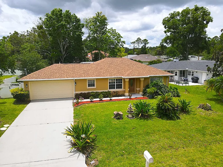 122 Parkview Dr — Photo 3