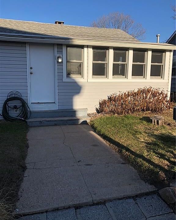 2nd image of 195 Morgan Ave #A