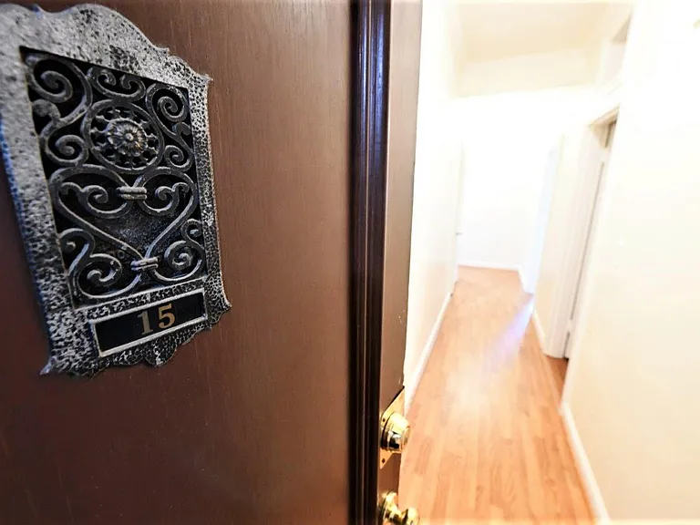 243 Athol Ave #15 — Photo 2