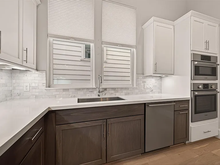 2218 Lou Ellen Ln #C — Photo 35
