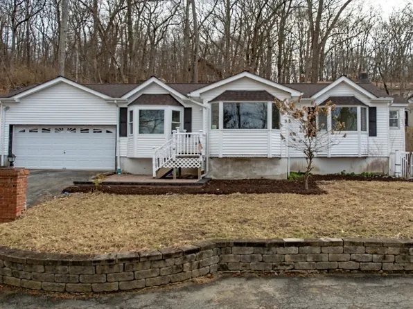 70 Hillside Ter, Green Twp., NJ 07821